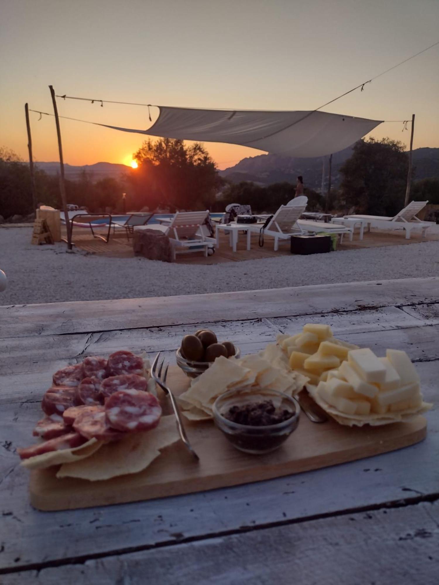 Отель Pasare Glamping_Anglonaruralexperience Перфугас Экстерьер фото